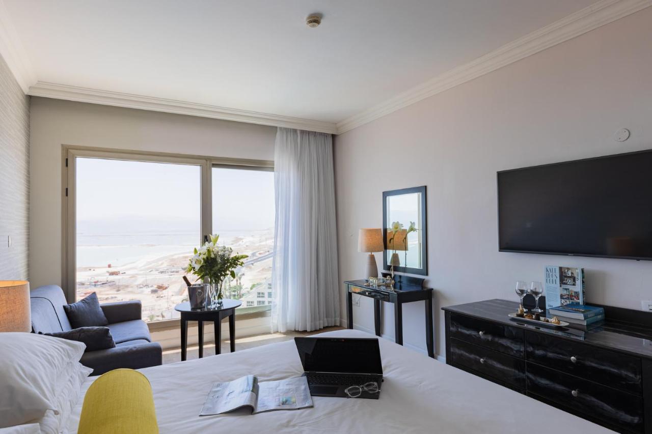 Enjoy Dead Sea Hotel Ein Bokek Exterior photo Deluxe room