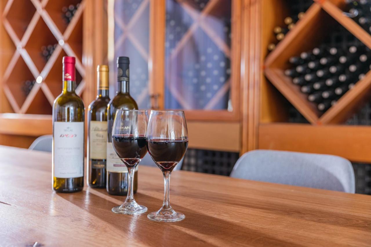 Enjoy Dead Sea Hotel Ein Bokek Exterior photo Wine tasting