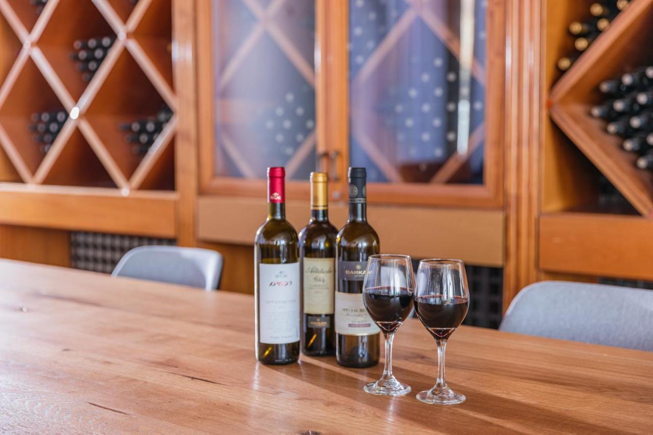 Enjoy Dead Sea Hotel Ein Bokek Exterior photo Wine tasting at the winery
