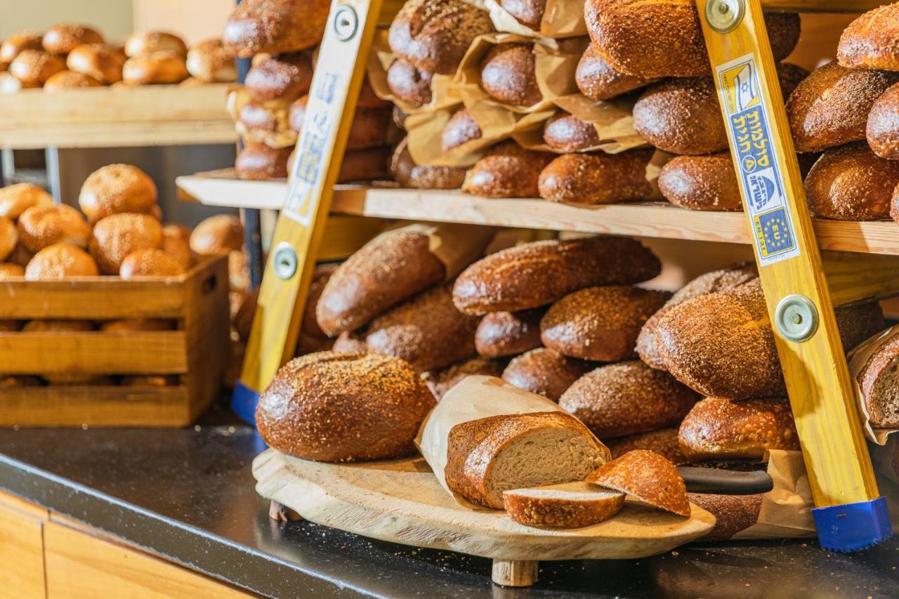 Enjoy Dead Sea Hotel Ein Bokek Exterior photo Bread at a bakery