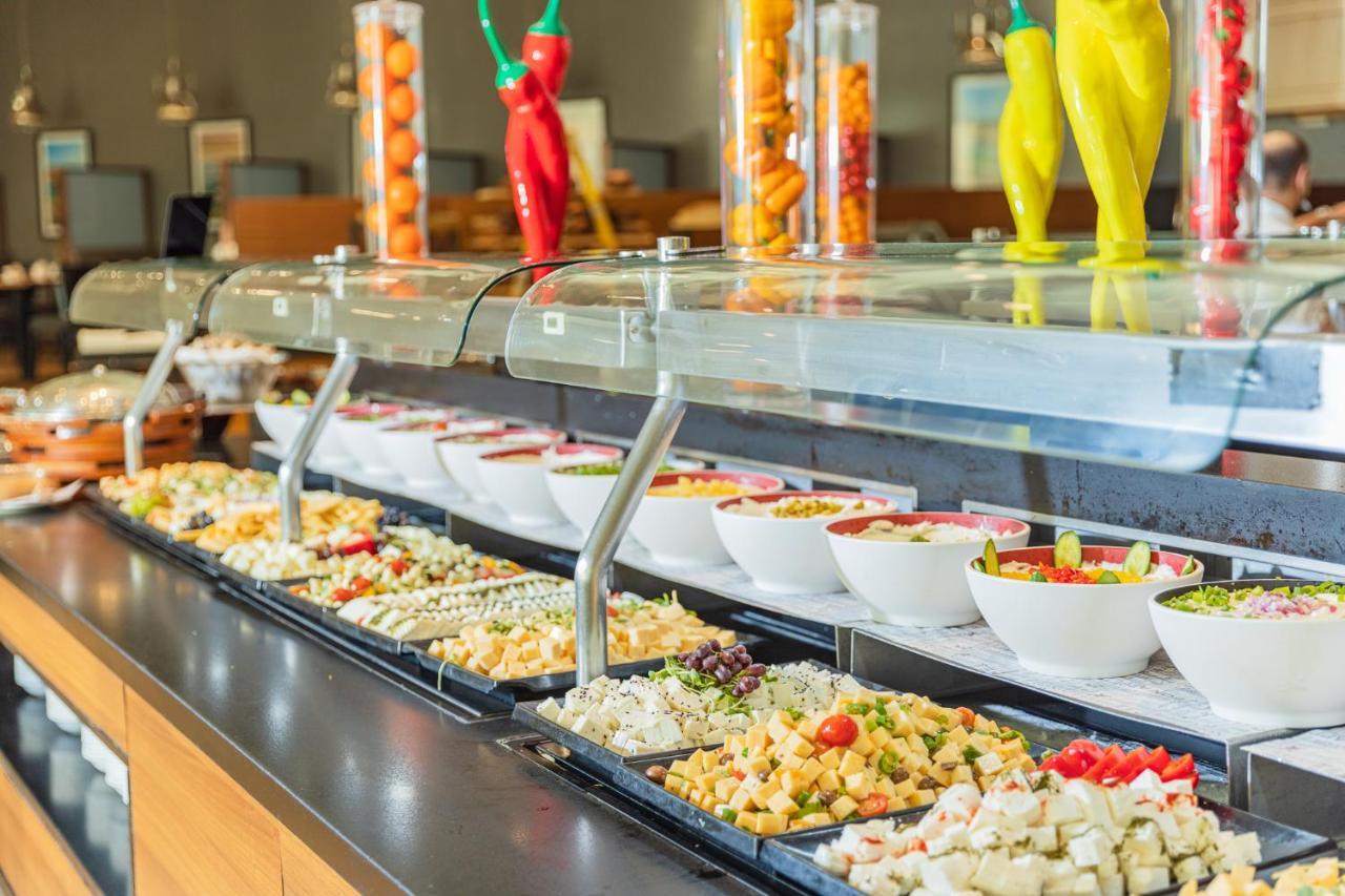 Enjoy Dead Sea Hotel Ein Bokek Exterior photo A salad bar