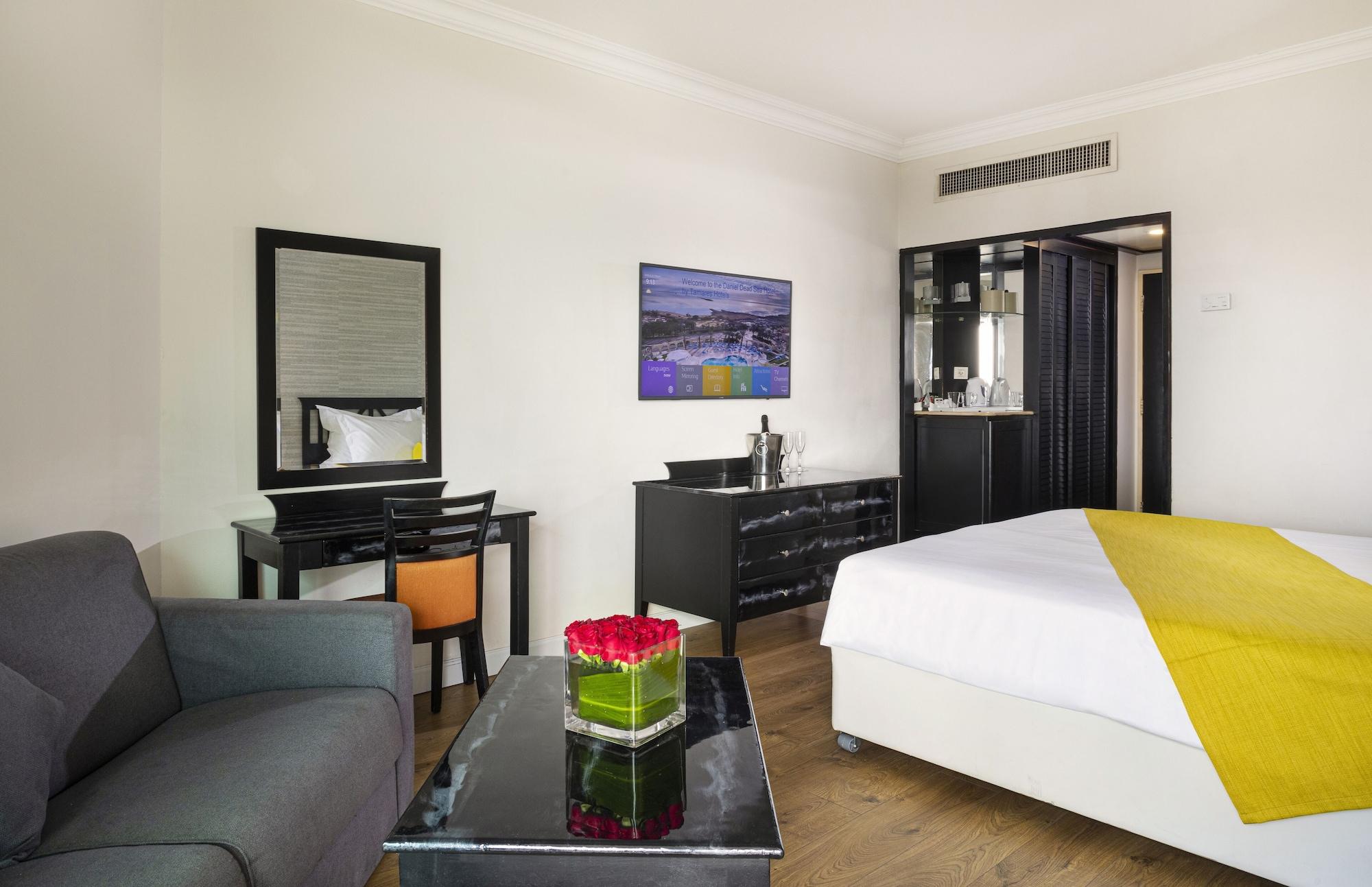 Enjoy Dead Sea Hotel Ein Bokek Room photo Deluxe room