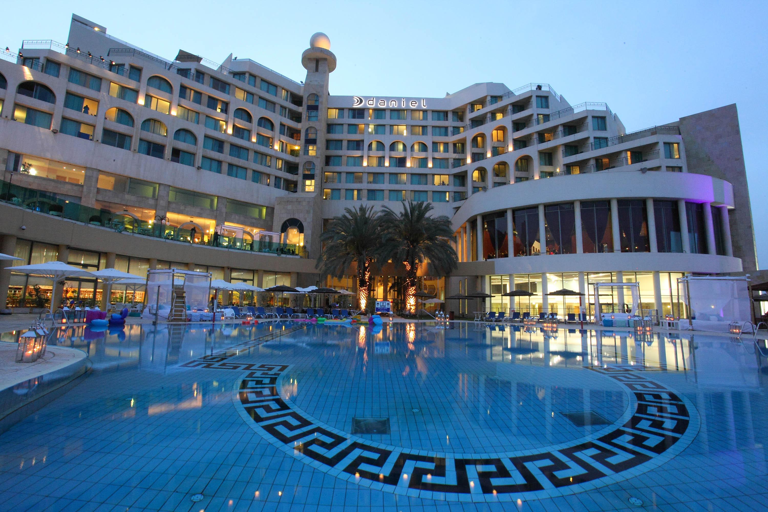 Enjoy Dead Sea Hotel Ein Bokek Exterior photo The pool at the Grand Hyatt Hotel