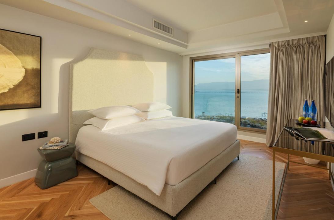 Enjoy Dead Sea Hotel Ein Bokek Exterior photo A bedroom at the hotel